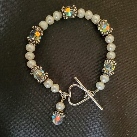 Iridescent and White Beaded with Silver Clasp Bracelet, Bridal / Wedding - Picture 6 of 8